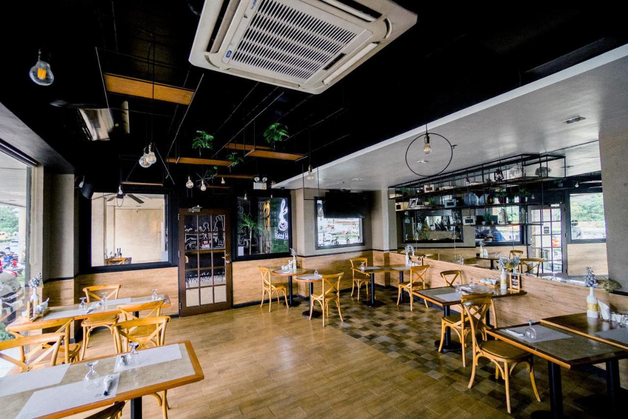 哥贝利套房及酒店 麦克坦 外观 照片